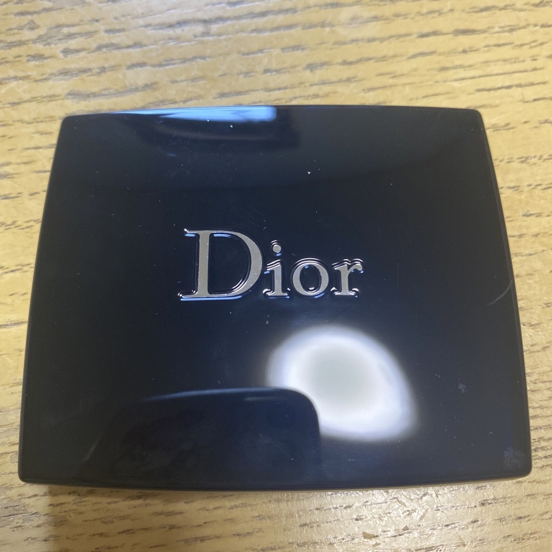 Dior(ディオール)のDior アイシャドウパレット トリオブリックパレット 833 コスメ/美容のベースメイク/化粧品(アイシャドウ)の商品写真