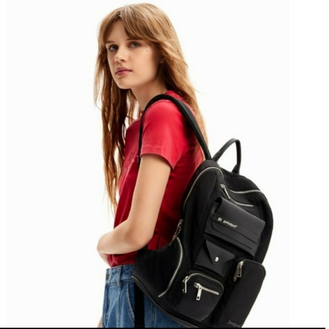 DESIGUAL - Desigual ポケット ナイロンマキシバックパックの DESIGUAL - Desigual ポケット ナイロンマキシバックパックの
