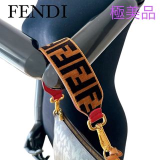 フェンディ(FENDI)の美品✨フェンディ ズッカ ベロア ミニストラップユー ショルダーストラップ(その他)