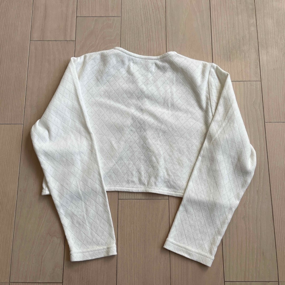 女の子　カーディガン　白　130 キッズ/ベビー/マタニティのキッズ服女の子用(90cm~)(カーディガン)の商品写真