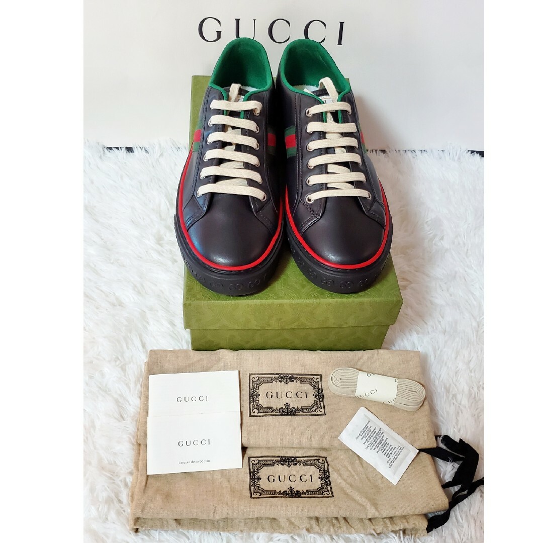 Gucci(グッチ)の✨️新品✨️ グッチ 1977 テニス ブラック レザー スニーカー メンズ メンズの靴/シューズ(スニーカー)の商品写真