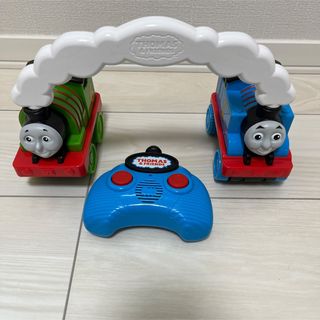 トーマス(THOMAS)のトーマス　race and chase レースアンドチェイス　ラジコン(電車のおもちゃ/車)