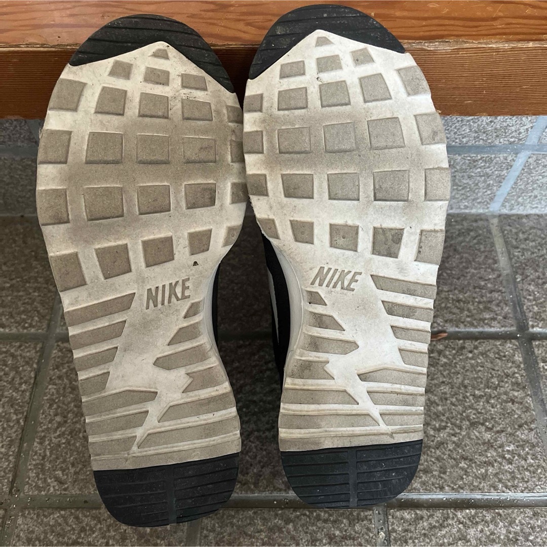 NIKE(ナイキ)のNIKE スニーカー、名刺入れ レディースの靴/シューズ(スニーカー)の商品写真