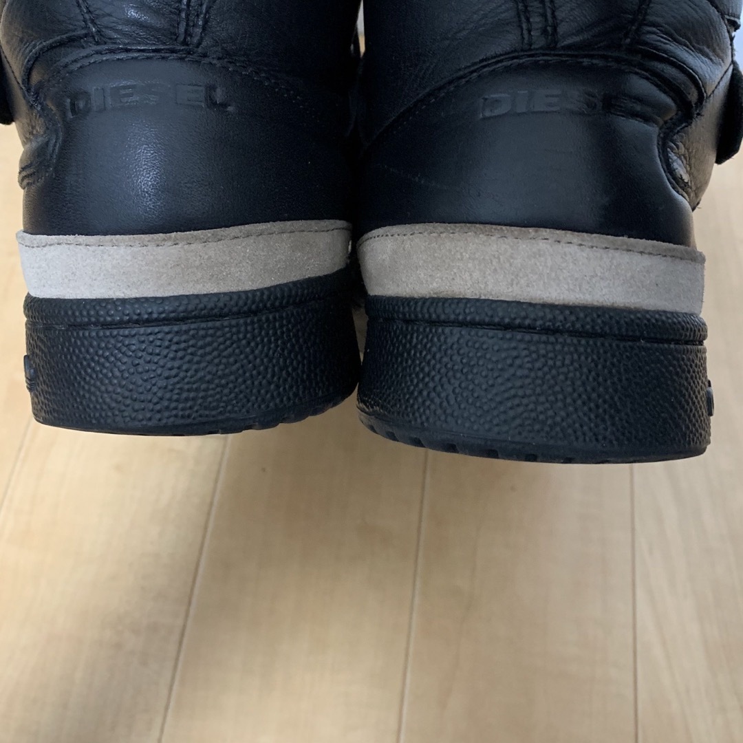 DIESEL(ディーゼル)の⭐︎激レア⭐︎adidas×diesel 限定品コラボスニーカー メンズの靴/シューズ(スニーカー)の商品写真