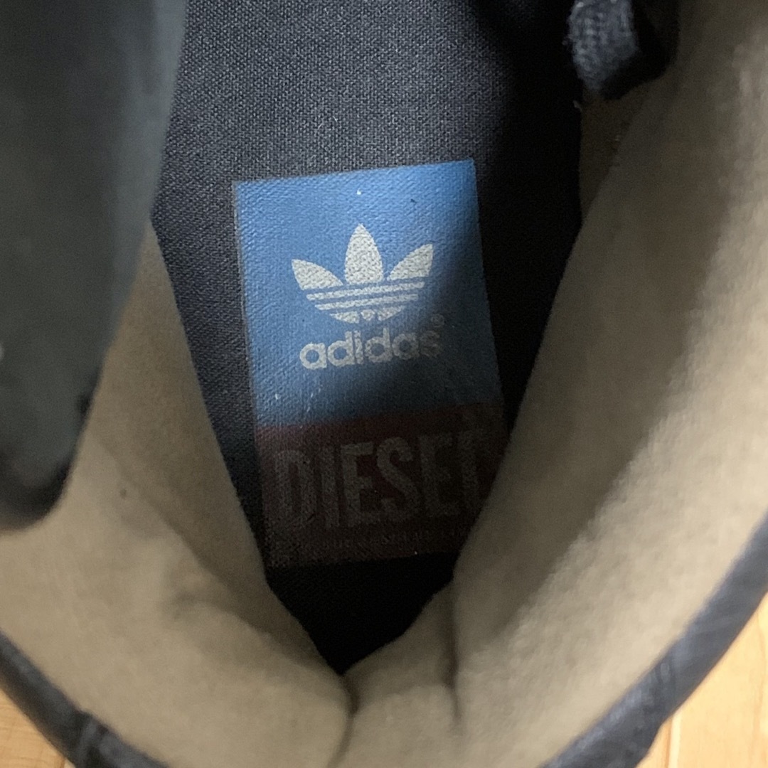 DIESEL(ディーゼル)の⭐︎激レア⭐︎adidas×diesel 限定品コラボスニーカー メンズの靴/シューズ(スニーカー)の商品写真