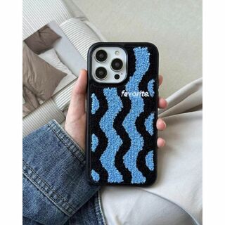 韓国 iPhoneケース 刺繍 絨毯 素材 かわいい ブルー 波々 ブラック(iPhoneケース)