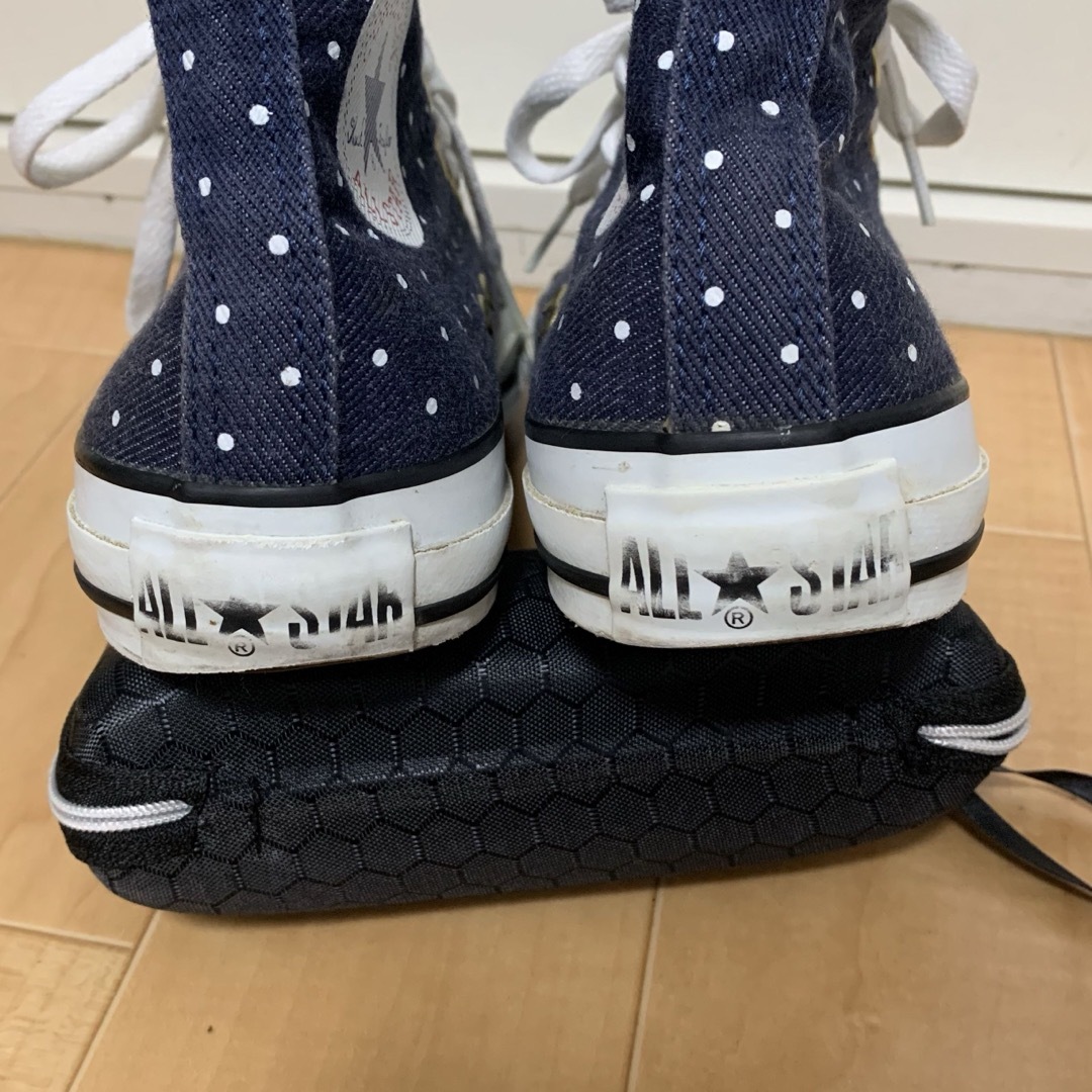 CONVERSE(コンバース)の⭐︎ホームクリーニング済み⭐︎ドット　水玉　converse レディースの靴/シューズ(スニーカー)の商品写真