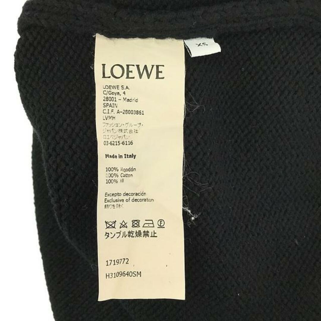 LOEWE(ロエベ)のLOEWE / ロエベ | コットン ロゴ ステッチ 刺しゅう オーバーサイズ クルーネックニット | XS | ブラック | メンズ メンズのトップス(ニット/セーター)の商品写真