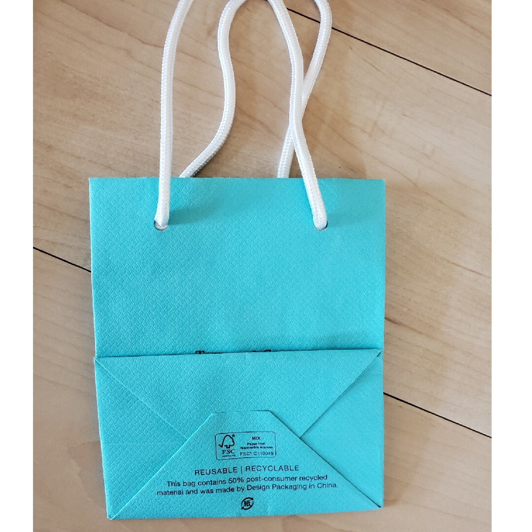 Tiffany & Co.(ティファニー)のTiffany　ショップ袋　紙袋　ショッパー レディースのバッグ(ショップ袋)の商品写真