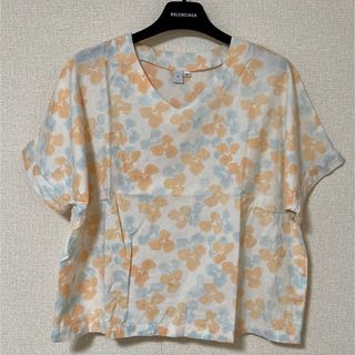 kapuwa  カプワ　Tシャツ　花柄　Mサイズ(カットソー(半袖/袖なし))