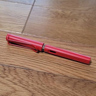 ラミー(LAMY)のLAMY 万年筆 サファリ ストロベリーF(ペン/マーカー)