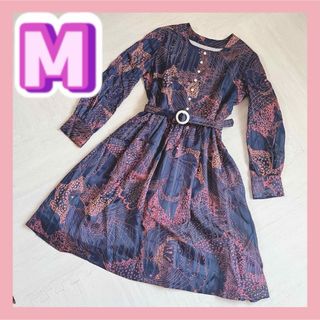 レトロ感溢れる　ハンドメイド　ワンピース　ひざ丈　春夏　レディースワンピース　M(ひざ丈ワンピース)