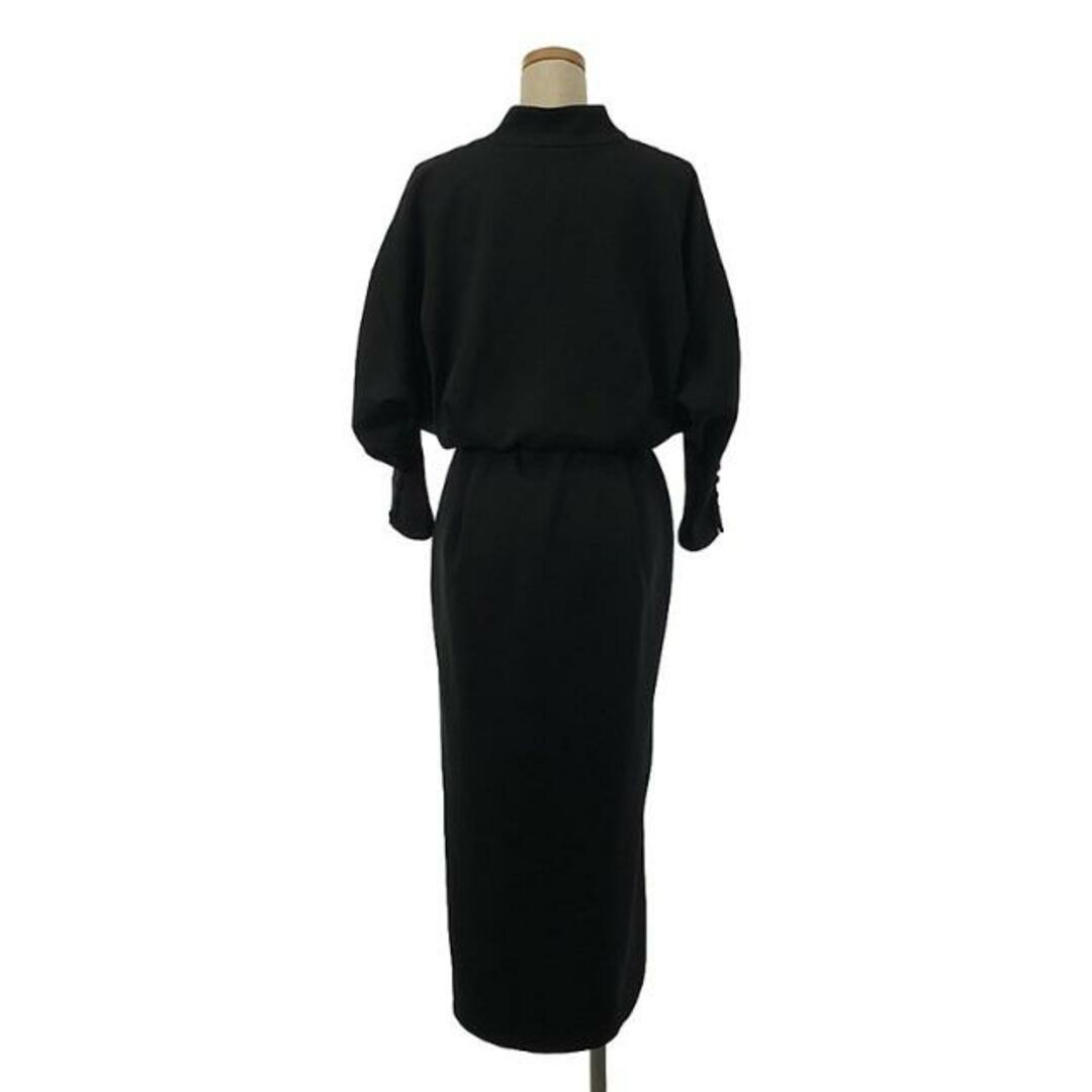 Mame Kurogouchi / マメクロゴウチ | IVolume Sleeves V-Neck Mame Kurogouchi / マメクロゴウチ | IVolume Sleeves V-Neck