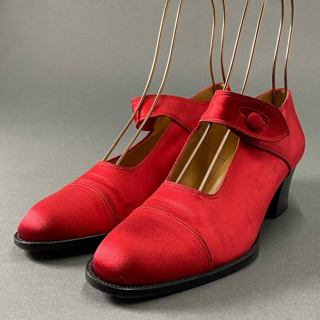 Hermes(エルメス)の3d10 HERMES エルメス フラメンコシューズ 36 レッド パンプス イタリア製 キャップトゥ flamenco shoes レディース 婦人靴 靴 レディースの靴/シューズ(ハイヒール/パンプス)の商品写真