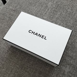 CHANEL - 美品＊　シャネル　ギフトボックス　空箱　プレゼント　箱　CHANEL