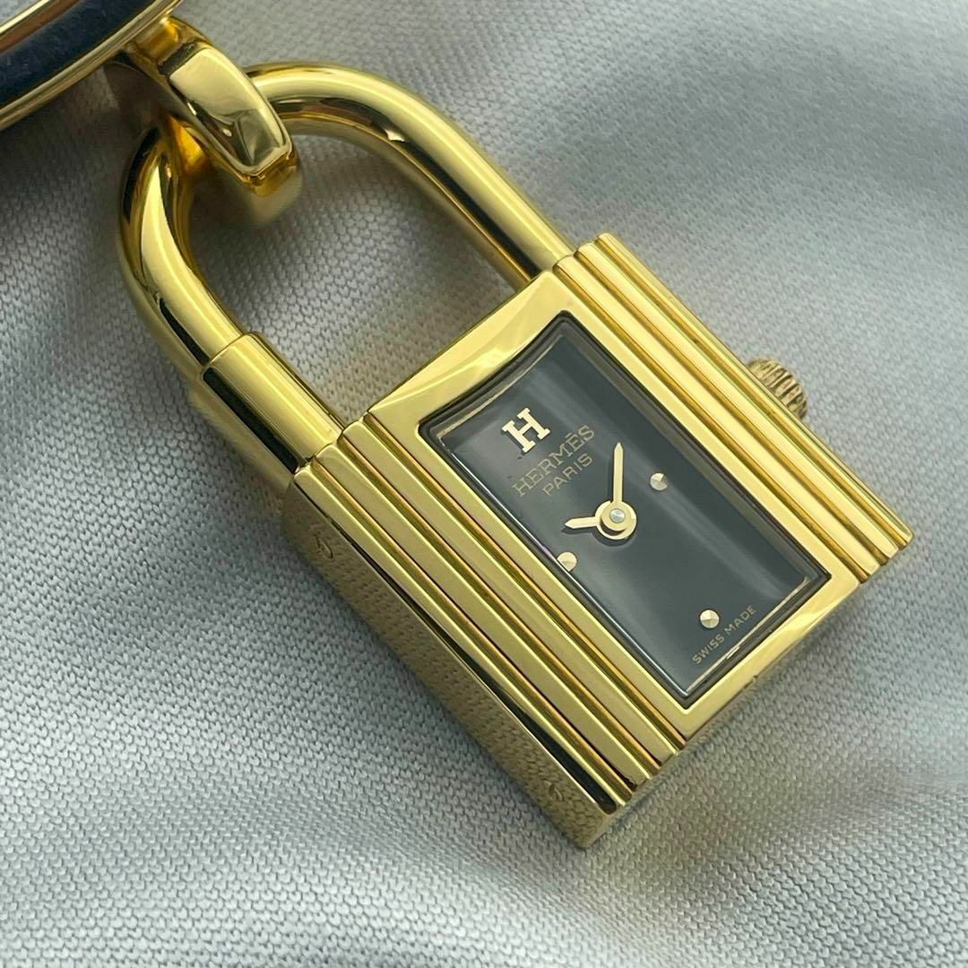 Hermes(エルメス)のT656 エルメス ケリーウォッチ KE1.201 黒文字盤×黒ベルト クォーツ レディースのファッション小物(腕時計)の商品写真