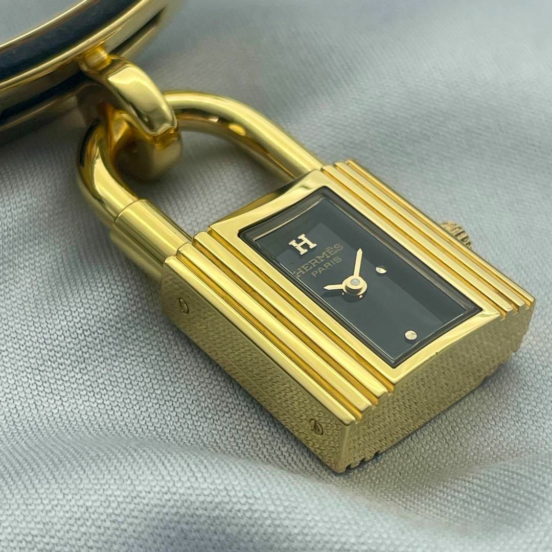 Hermes(エルメス)のT656 エルメス ケリーウォッチ KE1.201 黒文字盤×黒ベルト クォーツ レディースのファッション小物(腕時計)の商品写真