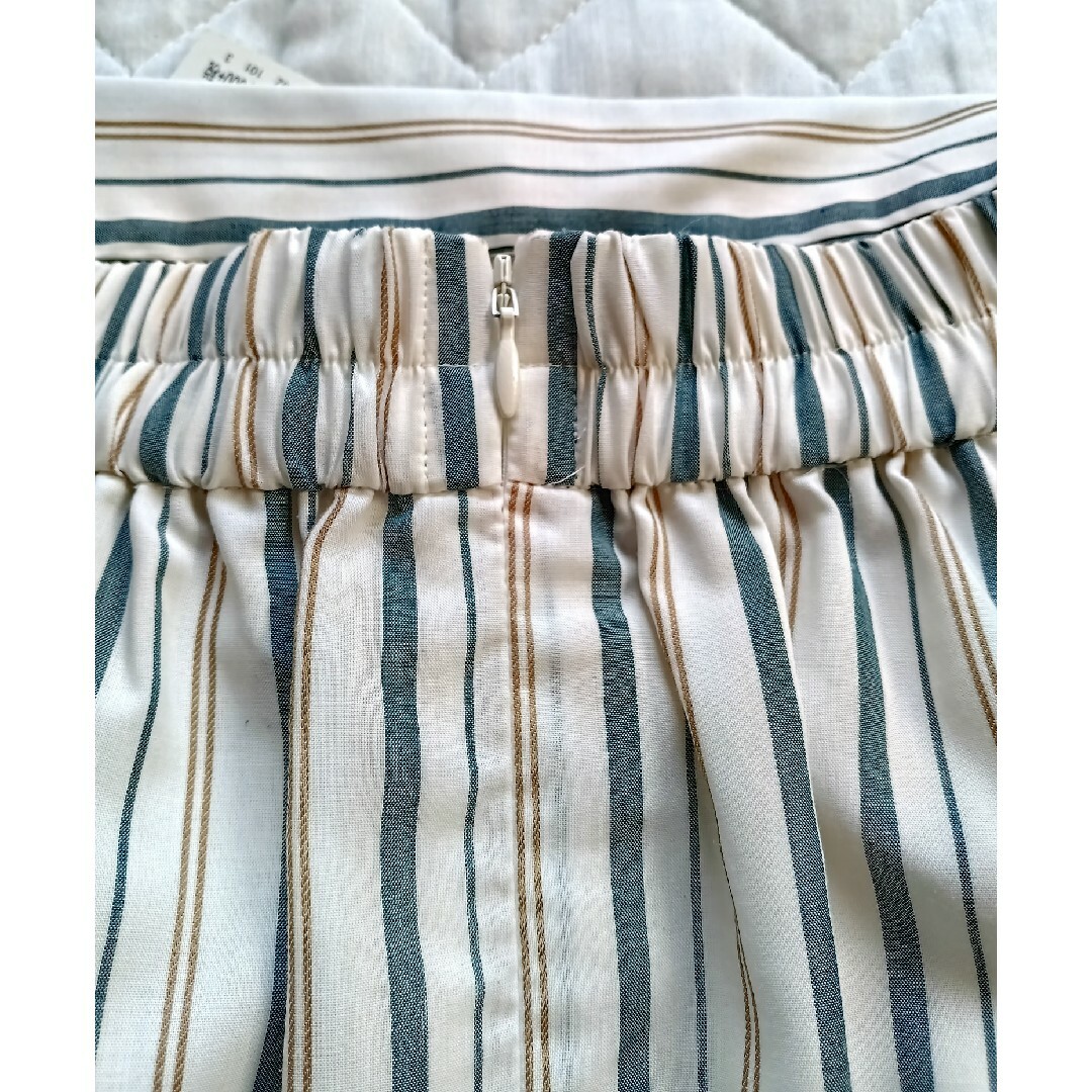 anySiS(エニィスィス)の【タグ付き未使用】anySiS セットアップ　Мサイズ レディースのスカート(ロングスカート)の商品写真