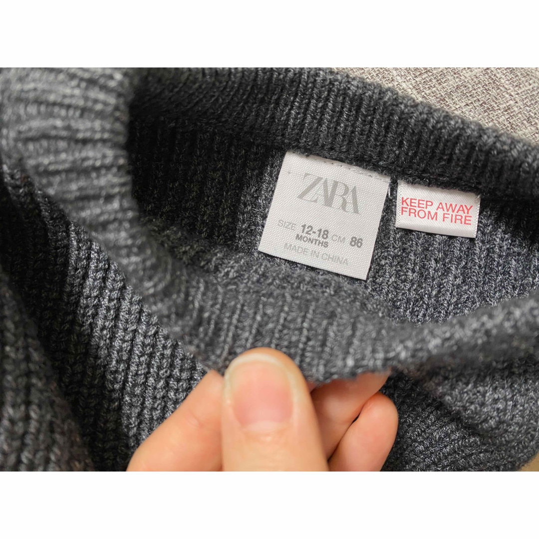 ZARA(ザラ)のZARA ザラ ベビー服 クルーネックニット キッズ/ベビー/マタニティのベビー服(~85cm)(ニット/セーター)の商品写真