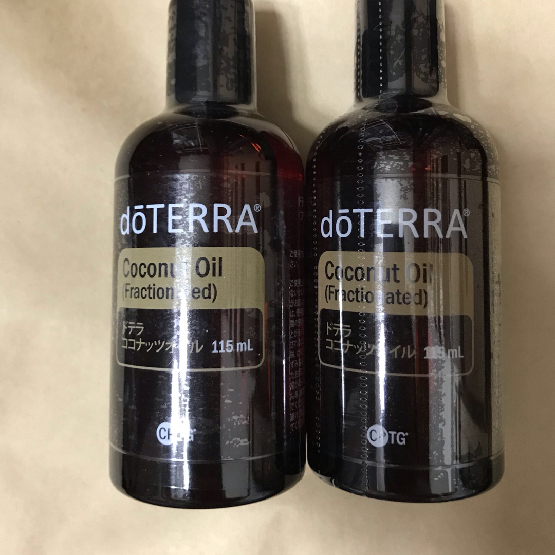 doTERRA(ドテラ)の新品未使用doTERRAドテラココナッツオイル コスメ/美容のボディケア(ボディオイル)の商品写真