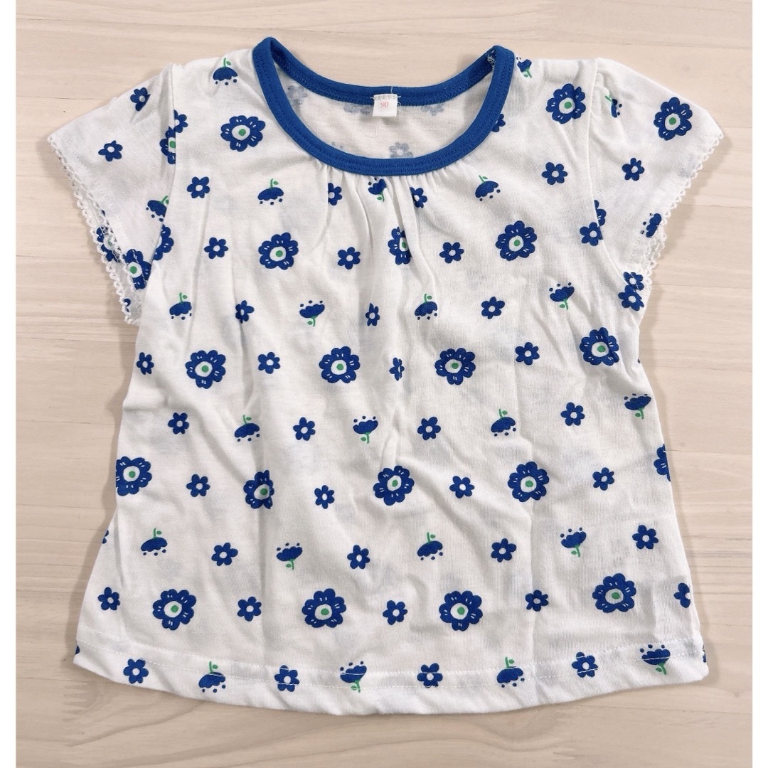 子供服 サイズ90 キッズ/ベビー/マタニティのキッズ服女の子用(90cm~)(Tシャツ/カットソー)の商品写真