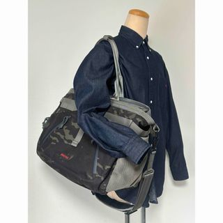 ブリーフィング(BRIEFING)のブリーフィング/ショルダー/トート/ジムバッグ/迷彩/マルチカム/ゴルフ/美品(ショルダーバッグ)