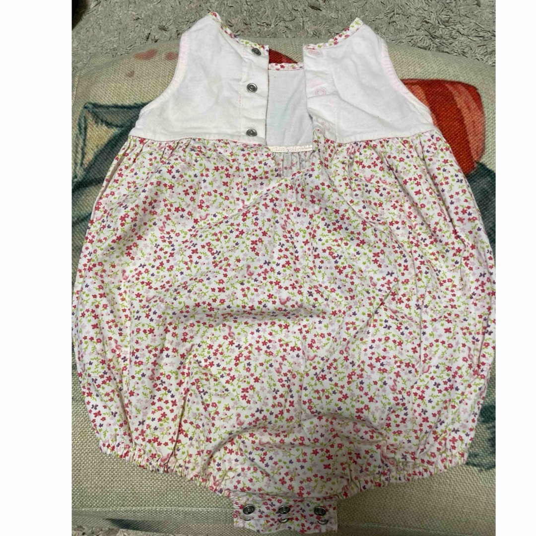 PETIT BATEAU(プチバトー)のプチバトー　ロンパース  花柄　中古 キッズ/ベビー/マタニティのベビー服(~85cm)(ロンパース)の商品写真