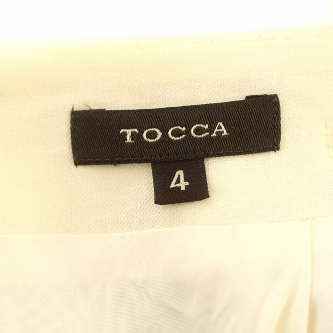 TOCCA(トッカ)のトッカ TOCCA スカート ひざ丈 花柄 エンボス加工 4 オフホワイト 白 レディースのスカート(ひざ丈スカート)の商品写真