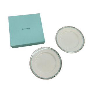 ティファニー(Tiffany & Co.)のTIFFANY&Co. ティファニー プラチナブルーバンド デザートプレート ペア お皿 食器 ホワイト 中古 T1(食器)