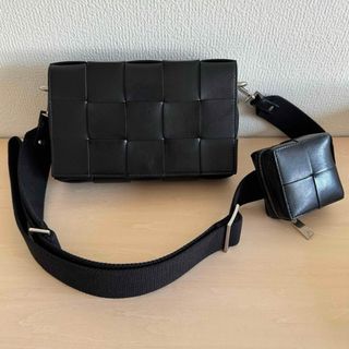 ボッテガヴェネタ(Bottega Veneta)のBottega Veneta バーサタイル ストラップ カセット(ショルダーバッグ)