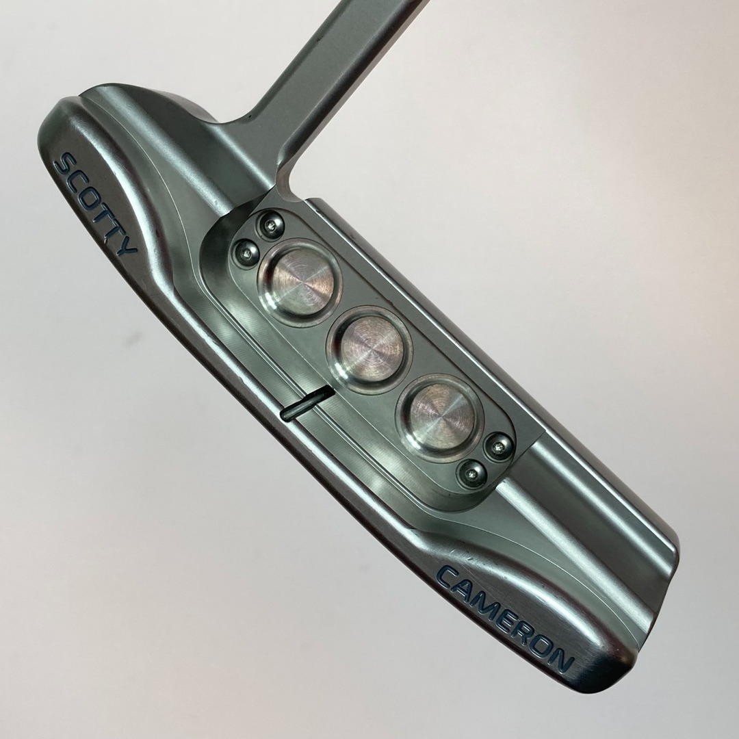 Scotty Cameron(スコッティキャメロン)の◎◎SCOTTY CAMERON スコッティキャメロン ニューポート 限定モデル 33インチ パター ヘッドカバー付 スポーツ/アウトドアのゴルフ(クラブ)の商品写真