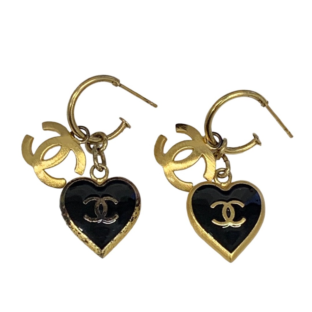 CHANEL(シャネル)の[USED/中古]CHANEL シャネル ピアス ココマーク ハート ブラック 黒 02P ゴールド 中古 tdc-000593-4c レディースのアクセサリー(ピアス)の商品写真