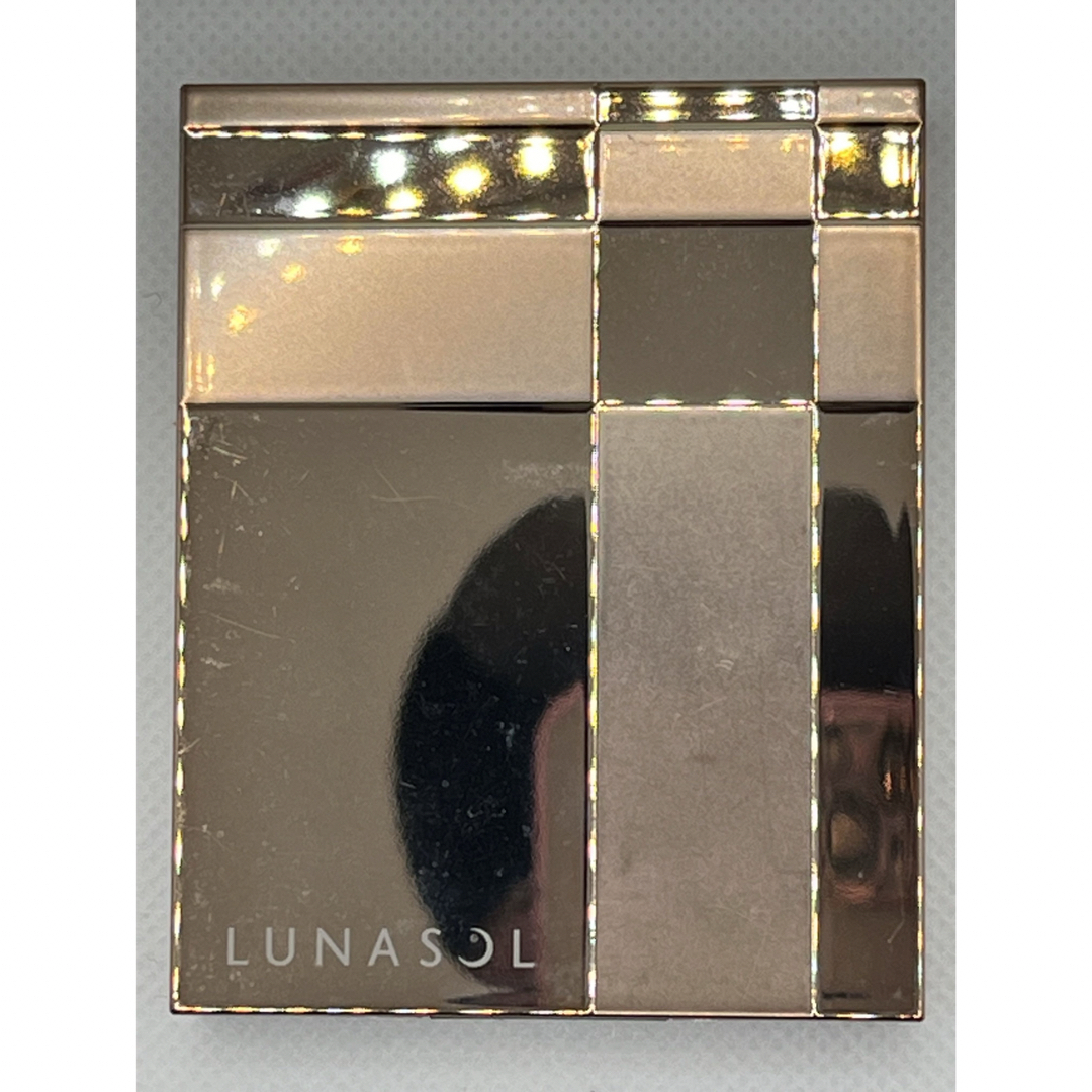 LUNASOL(ルナソル)のルナソル　モデリングフェースコンパクト　ベージュヌード01 コスメ/美容のベースメイク/化粧品(フェイスカラー)の商品写真