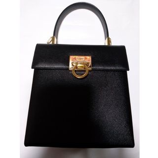 サルヴァトーレフェラガモ(Salvatore Ferragamo)のフェラガモ　2wayハンドバッグ(ハンドバッグ)