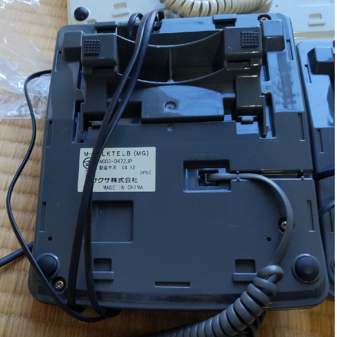 中古　 SolvoNET-SF M24iボタン電話装置　電話機5台 インテリア/住まい/日用品のオフィス用品(OA機器)の商品写真