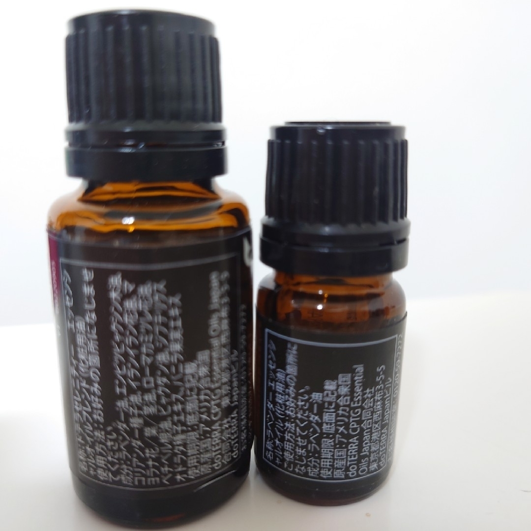 doTERRA(ドテラ)のドテラdoTERRA　セレニティ&ラベンダー　オイル2点セット コスメ/美容のリラクゼーション(エッセンシャルオイル（精油）)の商品写真