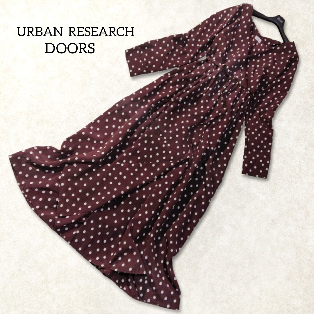 URBAN RESEARCH DOORS(アーバンリサーチドアーズ)のアーバンリサーチドアーズ ✿ ドット カシュクール ロングワンピース ブラウン レディースのワンピース(ロングワンピース/マキシワンピース)の商品写真