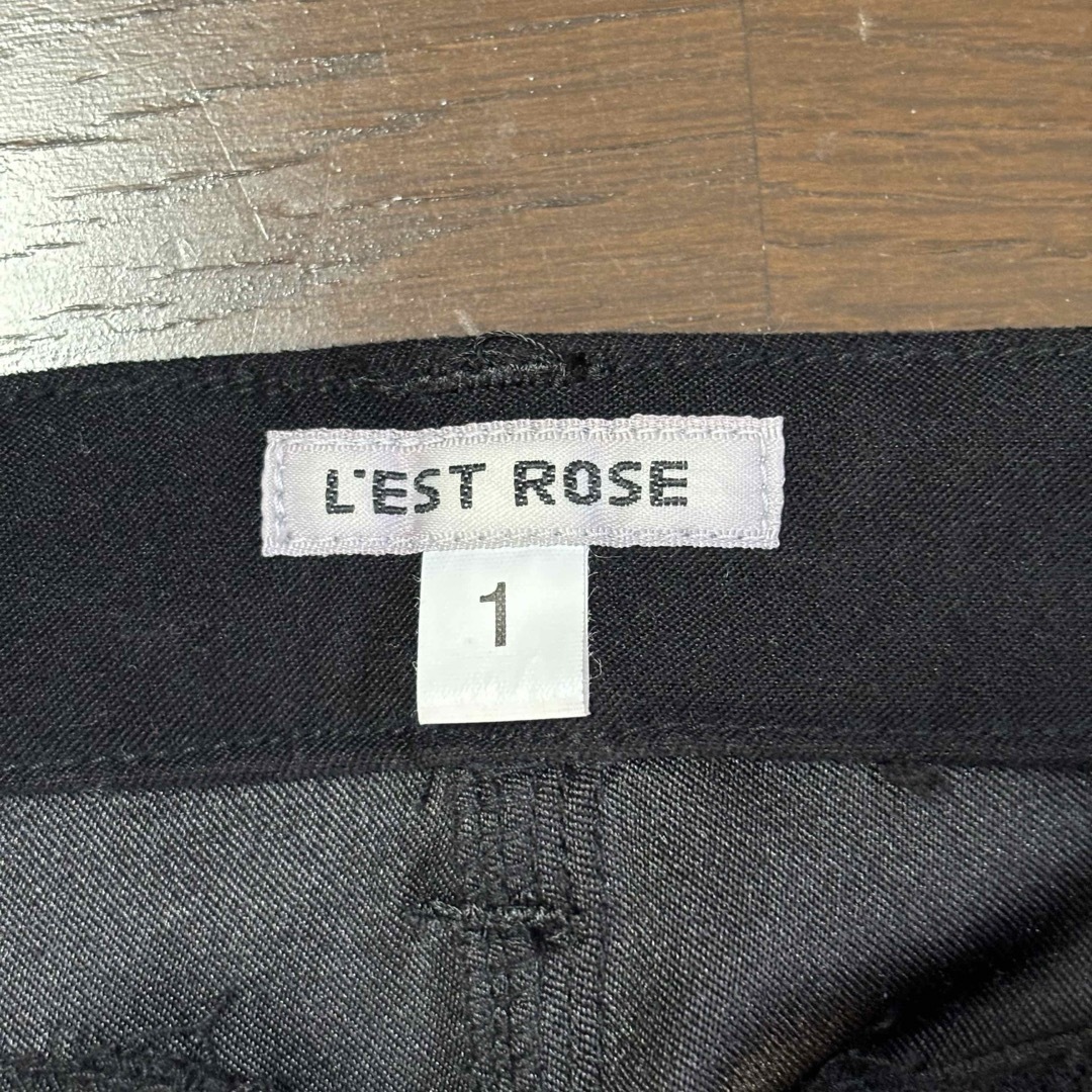 L'EST ROSE(レストローズ)のLEST ROSE  レストローズ❗️レディース　カジュアルパンツ　ブラック　S レディースのパンツ(カジュアルパンツ)の商品写真