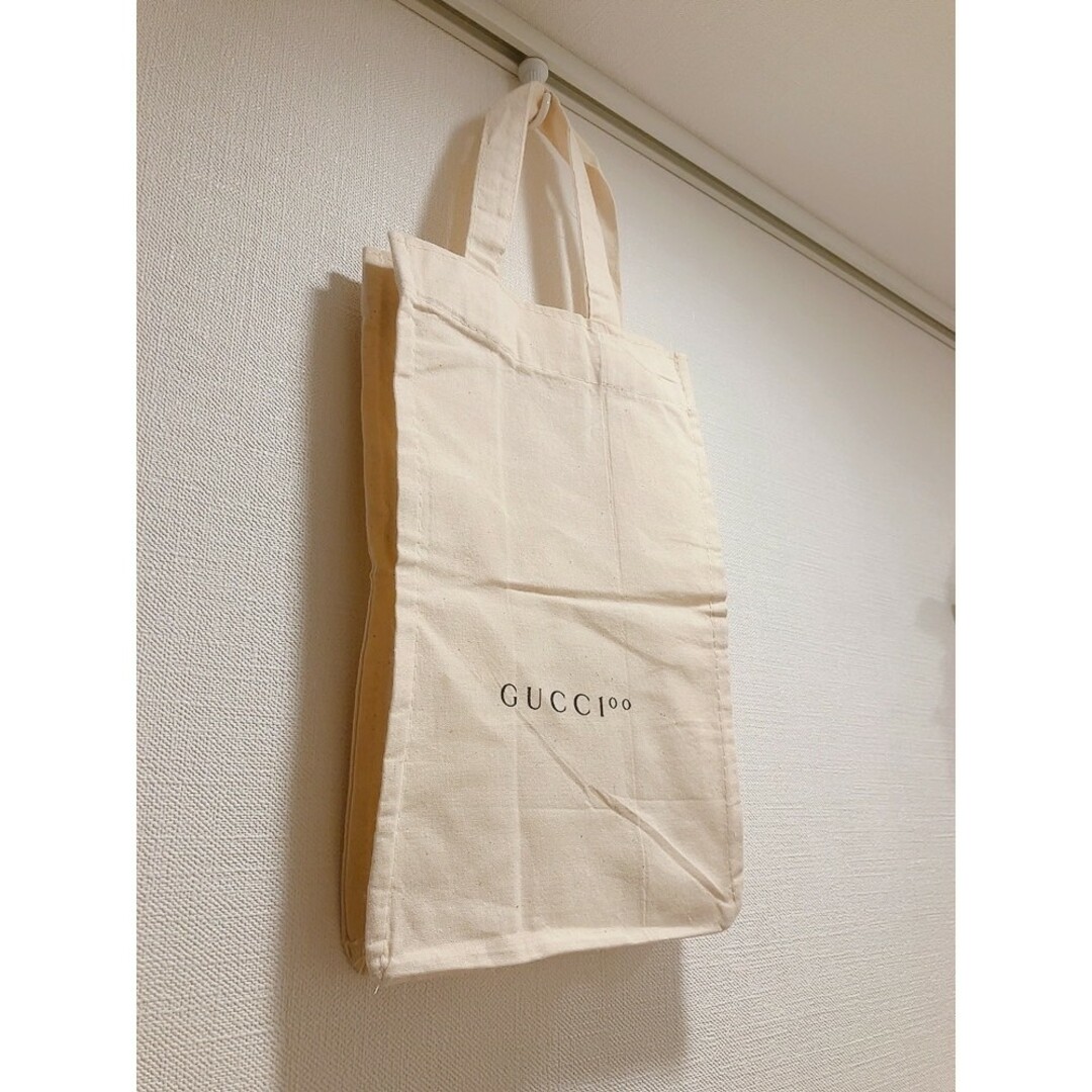 Gucci(グッチ)の未使用【GUCCI】エコバッグ　Sサイズ　ノベルティ　トートバッグ　男女兼用 レディースのバッグ(エコバッグ)の商品写真