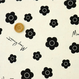 マリークワント(MARY QUANT)のMARY QUANT マリークヮント ミニデイジー ナチュラル 50×50cm(生地/糸)