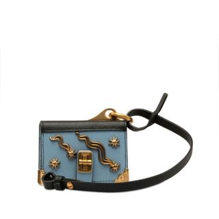 プラダ(PRADA)の美品 プラダ スタッズ バッグチャーム ブック型 ブックモチーフ メモ帳 レザー レディース PRADA 【1-0145945】(チャーム)