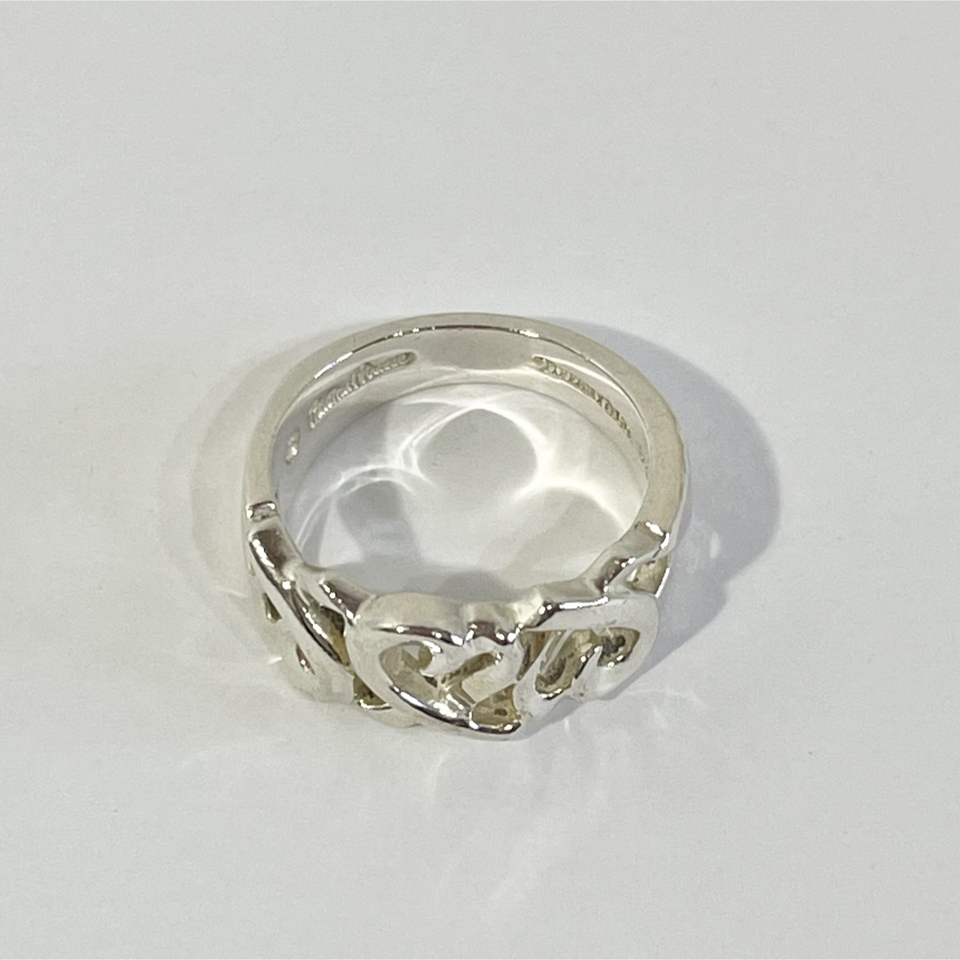 Tiffany & Co.(ティファニー)の美品 正規品 箱付 ティファニー 指輪 トリプルラビングハート シルバー 10号 レディースのアクセサリー(リング(指輪))の商品写真