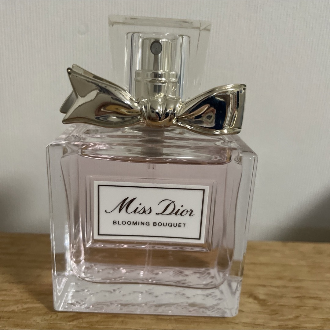 Christian Dior(クリスチャンディオール)のミスディオール　ブルーミングブーケ〈オードゥ　トワレ〉50ml コスメ/美容の香水(香水(女性用))の商品写真