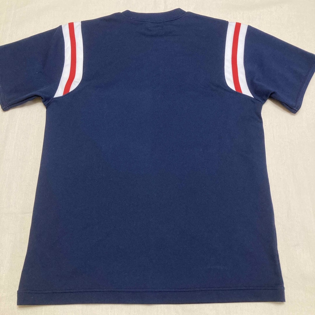 asics(アシックス)のasics  アシックス Tシャツ  スポーツシャツ  150  紺色 キッズ/ベビー/マタニティのキッズ服男の子用(90cm~)(Tシャツ/カットソー)の商品写真