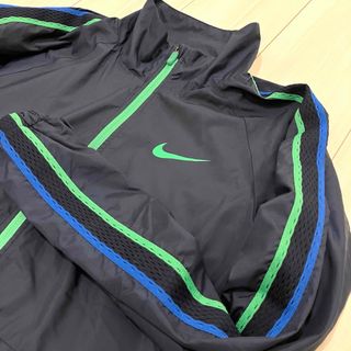 NIKE - NIKE ウィンドブレーカー レディース M