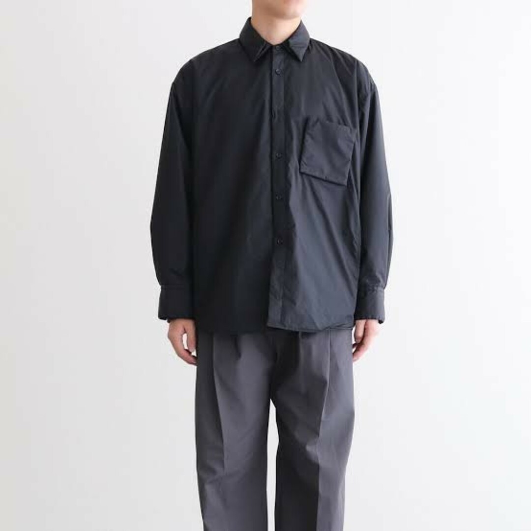 stein(シュタイン)のstein oversized padded shirt M メンズのジャケット/アウター(ナイロンジャケット)の商品写真