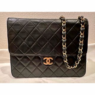 シャネル(CHANEL)のCHANEL シャネル　ハーフフラップ　マトラッセ ショルダーバッグ　ブラック(ショルダーバッグ)