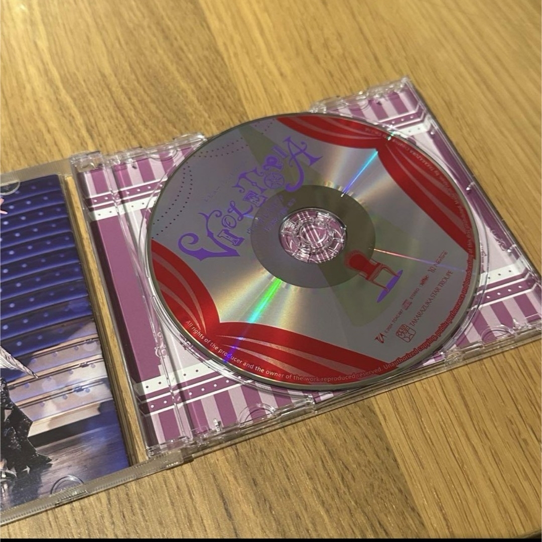 宝塚(タカラヅカ)の☆★宝塚歌劇団星組 レビューシンドローム　VIOLETOPIA CD ★☆ エンタメ/ホビーのCD(その他)の商品写真