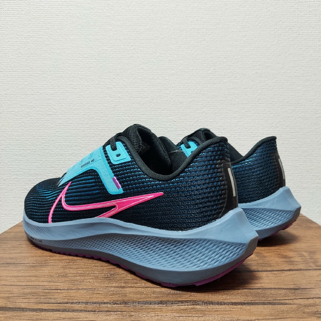 NIKE(ナイキ)のNIKE ナイキ エア ズーム ペガサス40 SE　未使用　メンズ　25.5cm スポーツ/アウトドアのランニング(シューズ)の商品写真