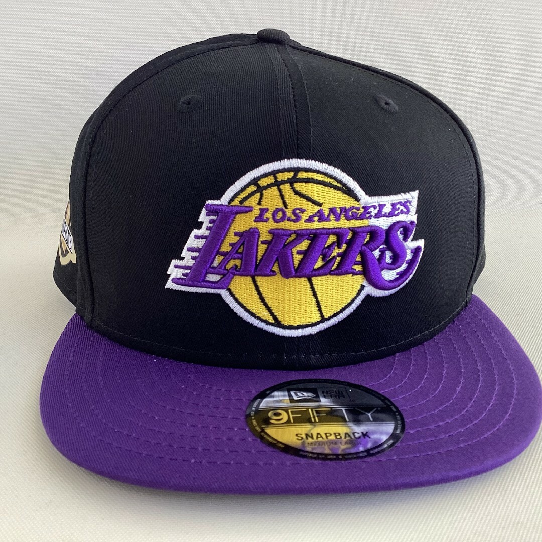 NEW ERA(ニューエラー)の【新品】ニューエラ NBA レイカーズ 9Fifty スナップバック（黒/紫） メンズの帽子(キャップ)の商品写真